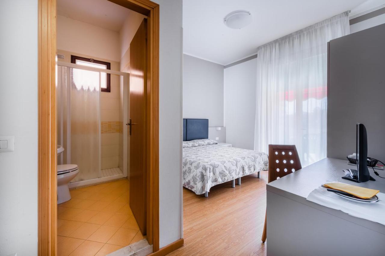 Hotel Del Corso Bibione Buitenkant foto