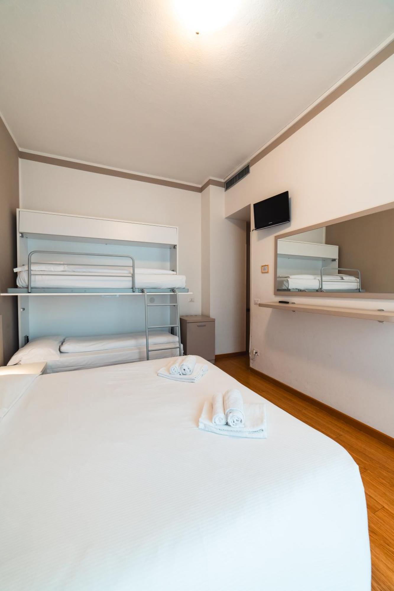 Hotel Del Corso Bibione Buitenkant foto
